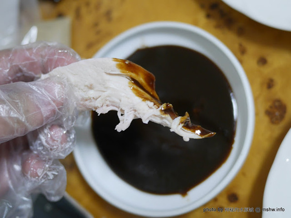 九合脆皮烤鴨：【食記】台中九合脆皮烤鴨@北區科博館 : 外脆內軟又多汁, 原來烤火雞都這麼好吃的？ 聖誕節你也來一隻吧!