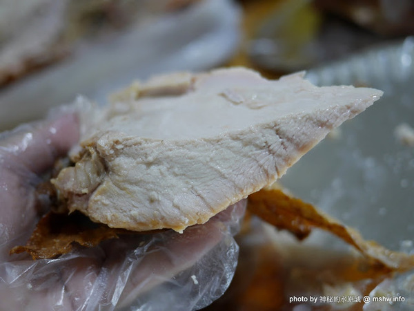 九合脆皮烤鴨：【食記】台中九合脆皮烤鴨@北區科博館 : 外脆內軟又多汁, 原來烤火雞都這麼好吃的？ 聖誕節你也來一隻吧!