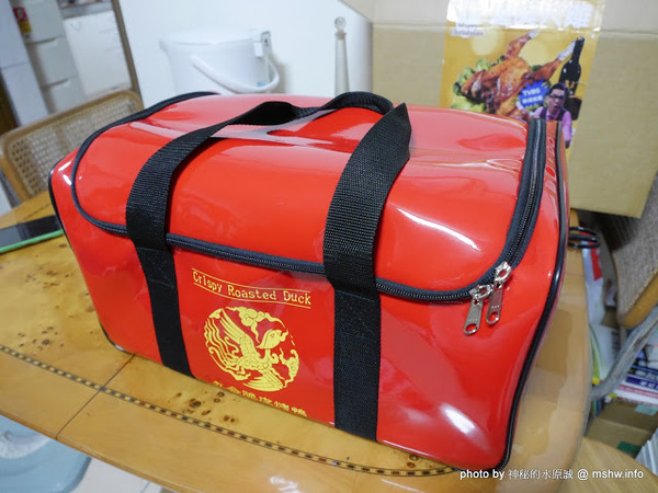 九合脆皮烤鴨：【食記】台中九合脆皮烤鴨@北區科博館 : 外脆內軟又多汁, 原來烤火雞都這麼好吃的？ 聖誕節你也來一隻吧!