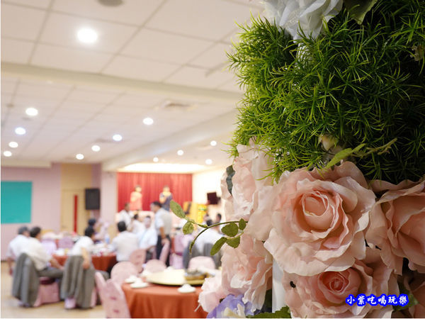 二樓用餐區-珍寶燒肥鵝餐廳 (2).jpg