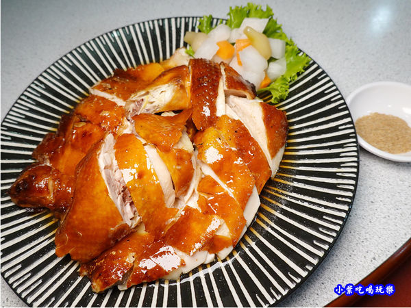 當紅脆皮雞-珍寶燒肥鵝餐廳 (2).jpg