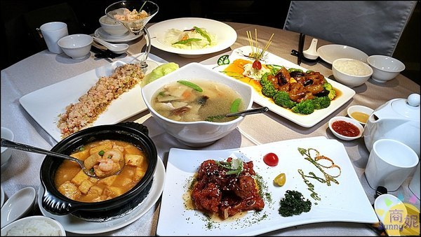 京悅港式飲茶(中友店):京悅港式飲茶|台版米其林推薦餐廳 上百道道地港點還有點心推車 老台中人最愛這一味