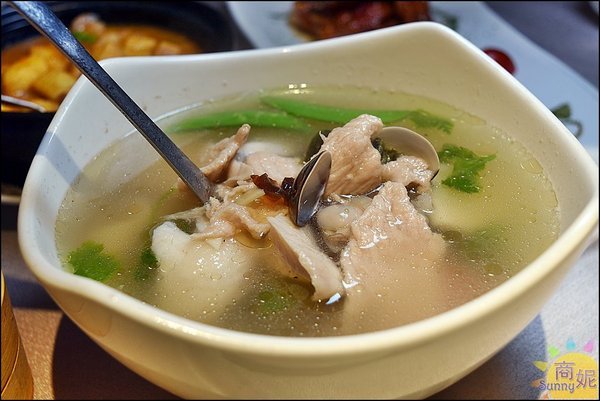 京悅港式飲茶(中友店):京悅港式飲茶|台版米其林推薦餐廳 上百道道地港點還有點心推車 老台中人最愛這一味