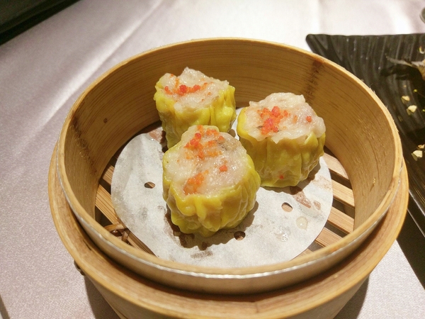 京悅港式飲茶(中友店):京悅港式飲茶-中友百貨港式料理 餐點選擇多 保留道地港點推車 樸實美味的餐點勝過盤飾優美的藝術菜