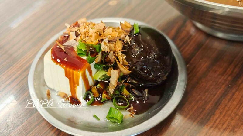 台中清水排骨麵！經典排骨酥麵30年老店，大塊排骨酥必吃。