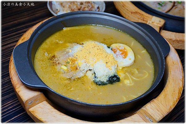 大阪拓海家:台中北區』大阪拓海家║一中商圈日式拉麵、丼飯平價CP值高,蛋酥拉麵你吃過嗎? (附飲料)