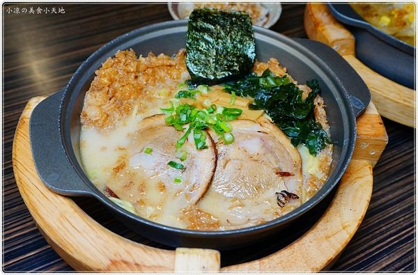 大阪拓海家:台中北區』大阪拓海家║一中商圈日式拉麵、丼飯平價CP值高,蛋酥拉麵你吃過嗎? (附飲料)