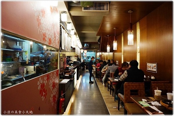 大阪拓海家:台中北區』大阪拓海家║一中商圈日式拉麵、丼飯平價CP值高,蛋酥拉麵你吃過嗎? (附飲料)