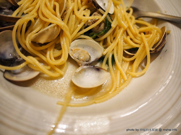 LOPHIL'S菲淇士義式廚房：【食記】台中LOPHIL’S PASTA菲淇士義式廚房@北區一中街商圈 : 非歧視,低消是你的寶貴時間!平價高水準,Q彈實在的義大利麵