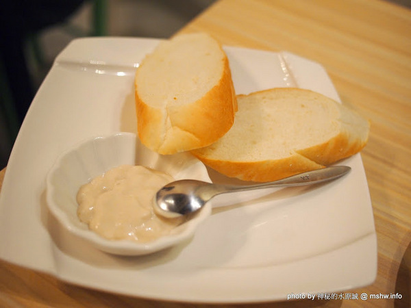 LOPHIL'S菲淇士義式廚房：【食記】台中LOPHIL’S PASTA菲淇士義式廚房@北區一中街商圈 : 非歧視,低消是你的寶貴時間!平價高水準,Q彈實在的義大利麵