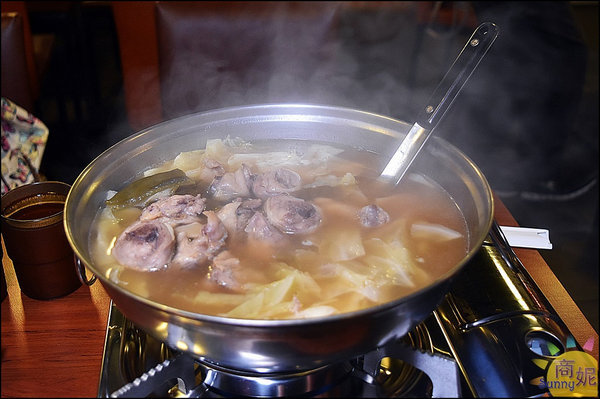 就醬子烤吧(健行店):台中北區人氣宵夜。就醬子烤吧。平價串燒店異國風脆麵創意料理養生鍋物新登場太驚喜