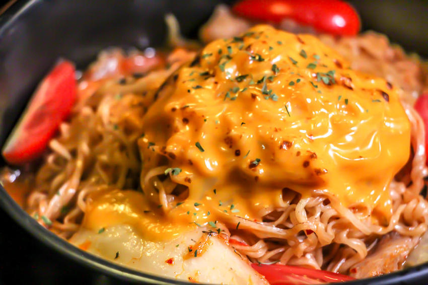 台中北區,就醬子烤吧!脆麵mix異國風,碰出新穎創意料理。 - 微笑Joe幸運