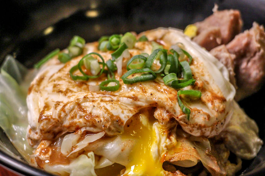 台中北區,就醬子烤吧!脆麵mix異國風,碰出新穎創意料理。 - 微笑Joe幸運