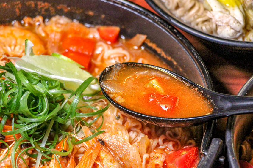 台中北區,就醬子烤吧!脆麵mix異國風,碰出新穎創意料理。 - 微笑Joe幸運