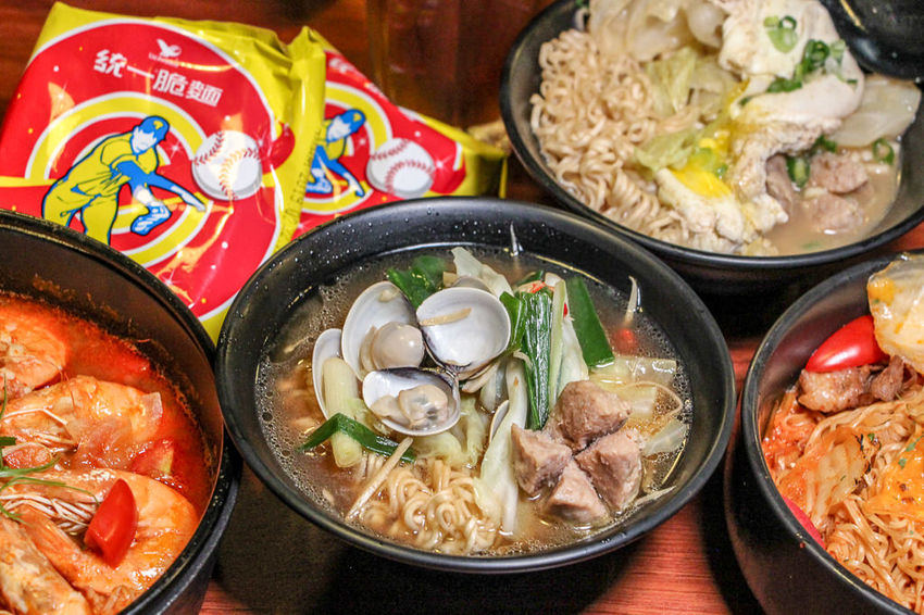 台中北區,就醬子烤吧!脆麵mix異國風,碰出新穎創意料理。 - 微笑Joe幸運