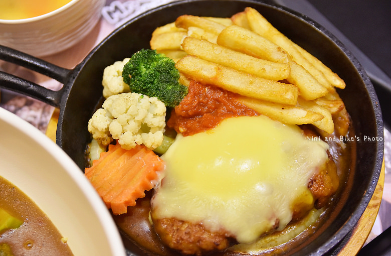 台中咖哩Mr.38一中街簡餐23 台中咖哩Mr.38一中街簡餐23