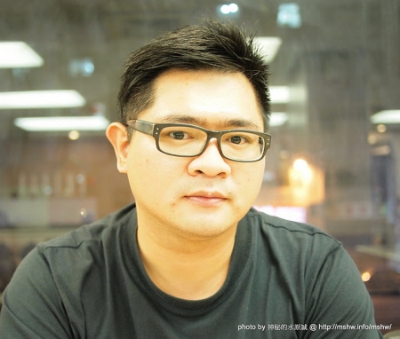 肯德基(台中五權餐廳)：景深都沒控制好XD 不過餓了也沒辦法 ~ 台中〞肯德基KFC〞五權店