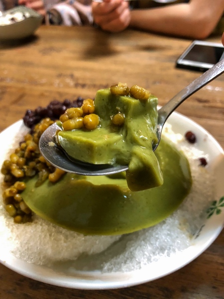 懷舊小棧:懷舊小棧豆腐冰:每日現煮,不添加香料/色素/化學香精,純正杏仁香醇不刺激 激推!!!