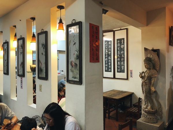 懷舊小棧:懷舊小棧豆腐冰:每日現煮,不添加香料/色素/化學香精,純正杏仁香醇不刺激 激推!!!