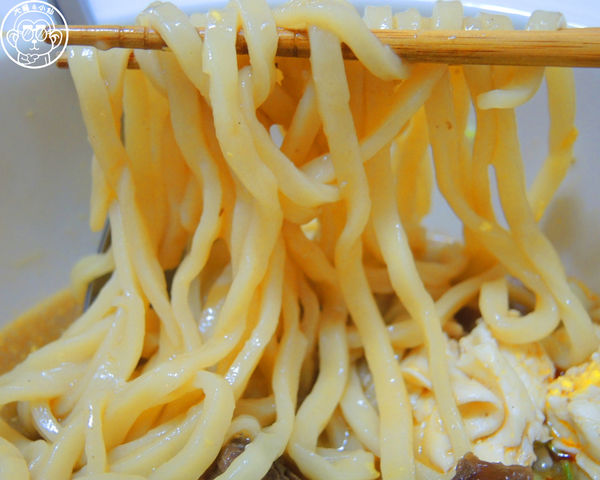 小林牛肉麵:哩哩摳摳【創造宅經濟・台中小林牛肉麵】牛肉麵和獅子頭絕配 小林牛肉麵:哩哩摳摳【創造宅經濟・台中小林牛肉麵】牛肉麵和獅子頭絕配