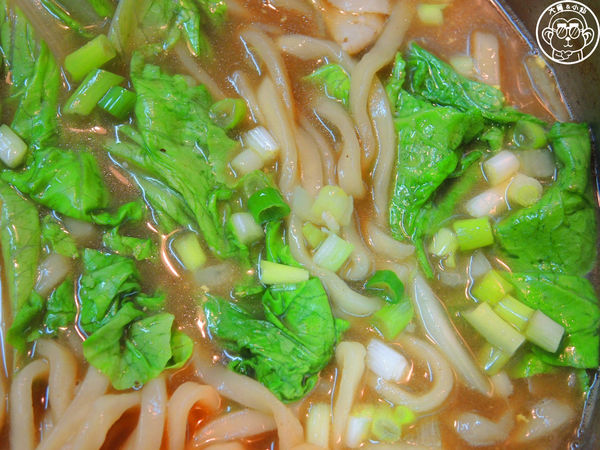 小林牛肉麵:哩哩摳摳【創造宅經濟・台中小林牛肉麵】牛肉麵和獅子頭絕配 小林牛肉麵:哩哩摳摳【創造宅經濟・台中小林牛肉麵】牛肉麵和獅子頭絕配