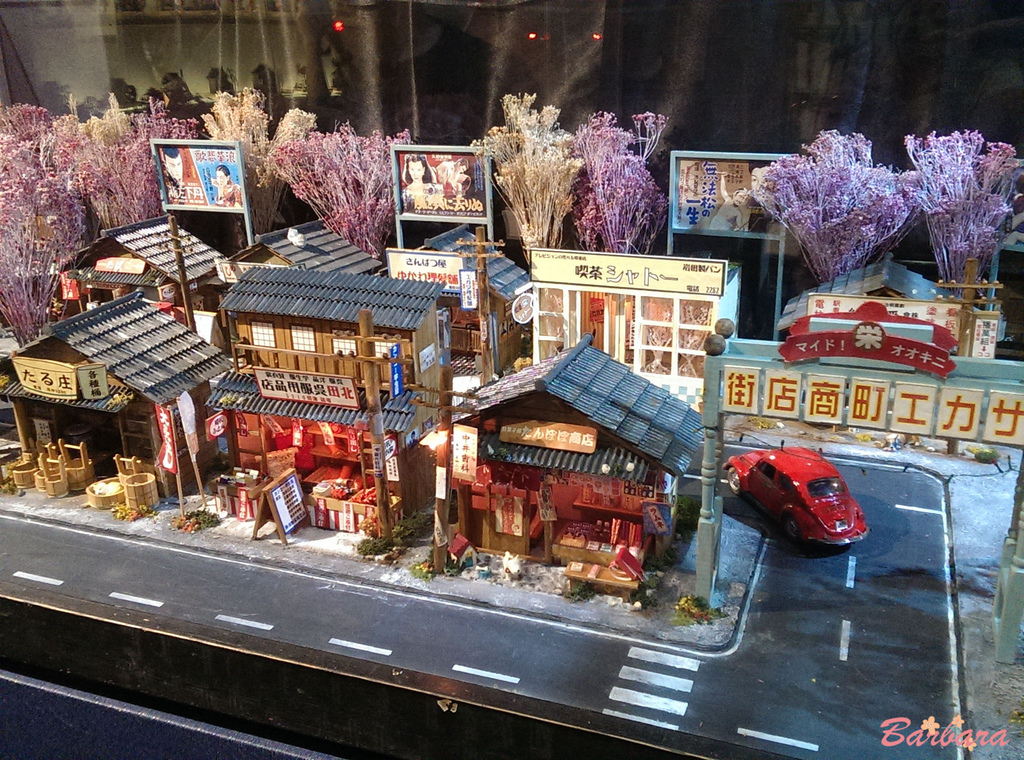 MMT05_2.jpg MMT05_2.jpg