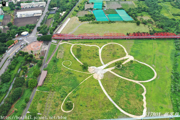 【雲林。西螺】空拍西螺大橋。大蝴蝶地景。螺石公園高灘地景觀磨石溜滑梯