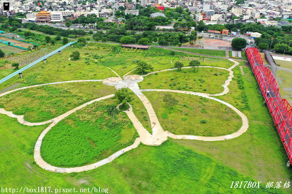 【雲林。西螺】空拍西螺大橋。大蝴蝶地景。螺石公園高灘地景觀磨石溜滑梯