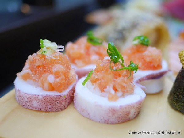 丸億生魚片壽司:【食記】台中丸億生魚片.握壽司@北屯新一點利黃昏市場 : 立食再進化,食材新鮮,有所堅持的傳統市場美味! 丸億生魚片壽司:【食記】台中丸億生魚片.握壽司@北屯新一點利黃昏市場 : 立食再進化,食材新鮮,有所堅持的傳統市場美味!