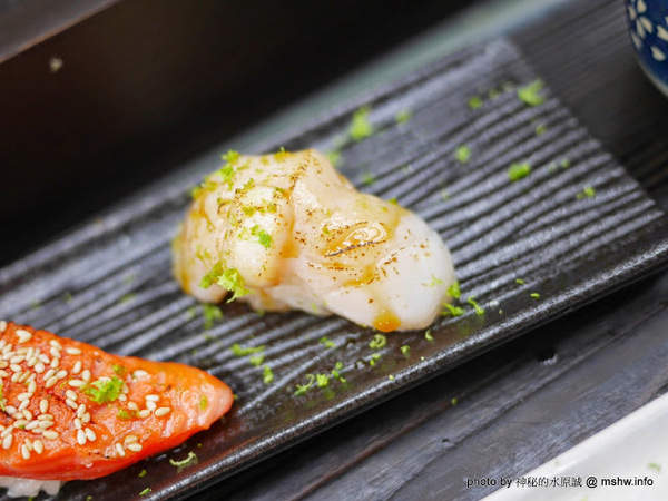 丸億生魚片壽司:【食記】台中丸億生魚片.握壽司@北屯新一點利黃昏市場 : 立食再進化,食材新鮮,有所堅持的傳統市場美味! 丸億生魚片壽司:【食記】台中丸億生魚片.握壽司@北屯新一點利黃昏市場 : 立食再進化,食材新鮮,有所堅持的傳統市場美味!