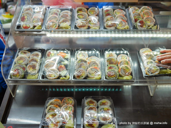 丸億生魚片壽司:【食記】台中丸億生魚片.握壽司@北屯新一點利黃昏市場 : 立食再進化,食材新鮮,有所堅持的傳統市場美味! 丸億生魚片壽司:【食記】台中丸億生魚片.握壽司@北屯新一點利黃昏市場 : 立食再進化,食材新鮮,有所堅持的傳統市場美味!