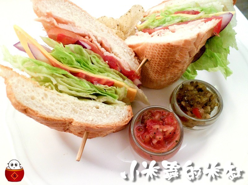 【捷運中山站】這裡咖啡~這裡?哪裡?颱風天也有開的這裡咖啡~!