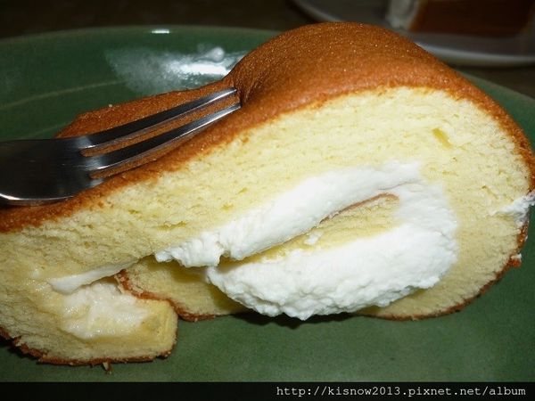 糖村 SUGAR & SPICE:團購長條捲蛋糕,牛軋糖伴手禮,彌月蛋糕的首選-糖村SUGAR&SPICE哈尼捲-經典蜂之戀與波士頓香草乳酪捲体驗心得 糖村 SUGAR & SPICE:團購長條捲蛋糕,牛軋糖伴手禮,彌月蛋糕的首選-糖村SUGAR&SPICE哈尼捲-經典蜂之戀與波士頓香草乳酪捲体驗心得