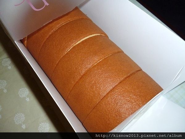 糖村 SUGAR & SPICE:團購長條捲蛋糕,牛軋糖伴手禮,彌月蛋糕的首選-糖村SUGAR&SPICE哈尼捲-經典蜂之戀與波士頓香草乳酪捲体驗心得 糖村 SUGAR & SPICE:團購長條捲蛋糕,牛軋糖伴手禮,彌月蛋糕的首選-糖村SUGAR&SPICE哈尼捲-經典蜂之戀與波士頓香草乳酪捲体驗心得