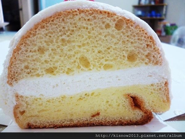 糖村 SUGAR & SPICE:團購長條捲蛋糕,牛軋糖伴手禮,彌月蛋糕的首選-糖村SUGAR&SPICE哈尼捲-經典蜂之戀與波士頓香草乳酪捲体驗心得 糖村 SUGAR & SPICE:團購長條捲蛋糕,牛軋糖伴手禮,彌月蛋糕的首選-糖村SUGAR&SPICE哈尼捲-經典蜂之戀與波士頓香草乳酪捲体驗心得