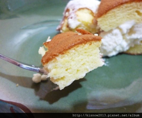 糖村 SUGAR & SPICE:團購長條捲蛋糕,牛軋糖伴手禮,彌月蛋糕的首選-糖村SUGAR&SPICE哈尼捲-經典蜂之戀與波士頓香草乳酪捲体驗心得 糖村 SUGAR & SPICE:團購長條捲蛋糕,牛軋糖伴手禮,彌月蛋糕的首選-糖村SUGAR&SPICE哈尼捲-經典蜂之戀與波士頓香草乳酪捲体驗心得