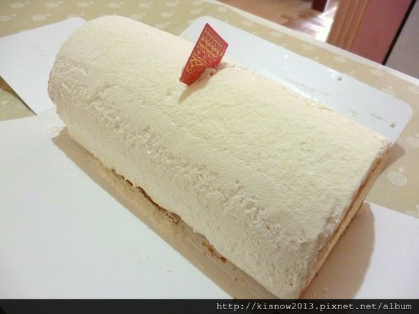 糖村 SUGAR & SPICE:團購長條捲蛋糕,牛軋糖伴手禮,彌月蛋糕的首選-糖村SUGAR&SPICE哈尼捲-經典蜂之戀與波士頓香草乳酪捲体驗心得 糖村 SUGAR & SPICE:團購長條捲蛋糕,牛軋糖伴手禮,彌月蛋糕的首選-糖村SUGAR&SPICE哈尼捲-經典蜂之戀與波士頓香草乳酪捲体驗心得