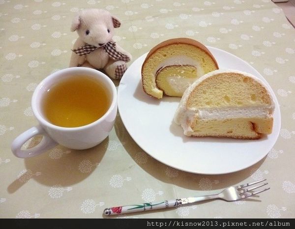 糖村 SUGAR & SPICE:團購長條捲蛋糕,牛軋糖伴手禮,彌月蛋糕的首選-糖村SUGAR&SPICE哈尼捲-經典蜂之戀與波士頓香草乳酪捲体驗心得 糖村 SUGAR & SPICE:團購長條捲蛋糕,牛軋糖伴手禮,彌月蛋糕的首選-糖村SUGAR&SPICE哈尼捲-經典蜂之戀與波士頓香草乳酪捲体驗心得