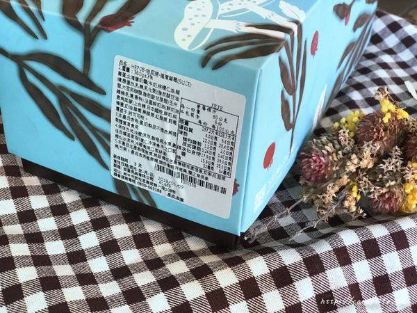 糖村蛋糕(崇德店):宅配美食│糖村蛋糕〃哈尼捲-搖滾草莓,蘋果日報評比冠亞軍,宅配團購、彌月蛋糕推薦