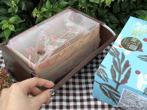 糖村蛋糕(崇德店):宅配美食│糖村蛋糕〃哈尼捲-搖滾草莓,蘋果日報評比冠亞軍,宅配團購、彌月蛋糕推薦