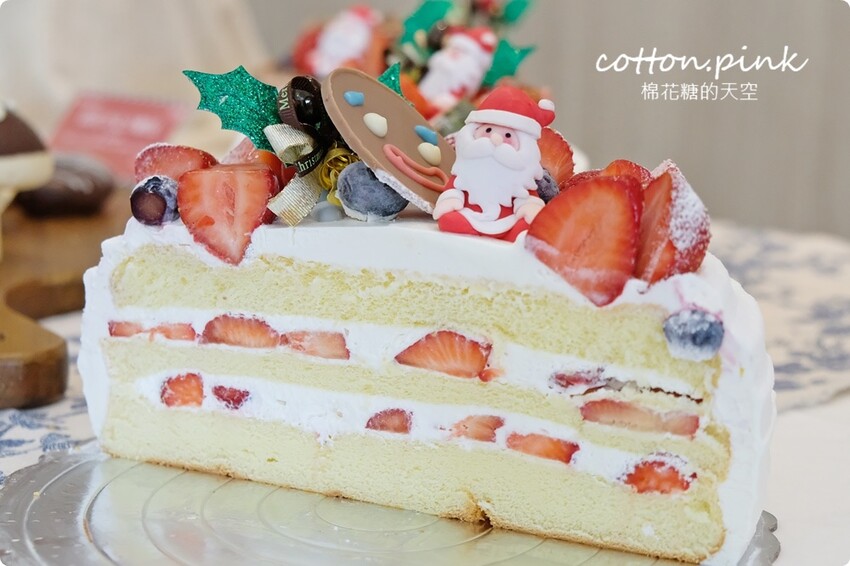 聖誕蛋糕甜點療癒上架!夢幻純白蛋糕、薑餅人~滿滿草莓蛋糕也不能錯過 - 棉花糖的天空