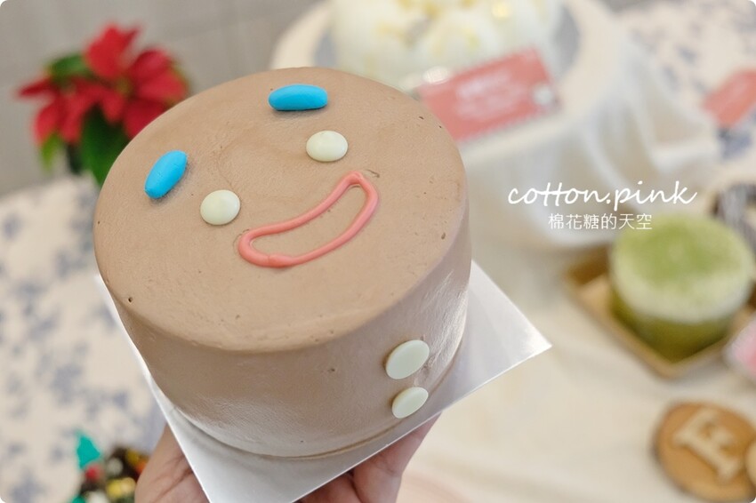 聖誕蛋糕甜點療癒上架!夢幻純白蛋糕、薑餅人~滿滿草莓蛋糕也不能錯過 - 棉花糖的天空