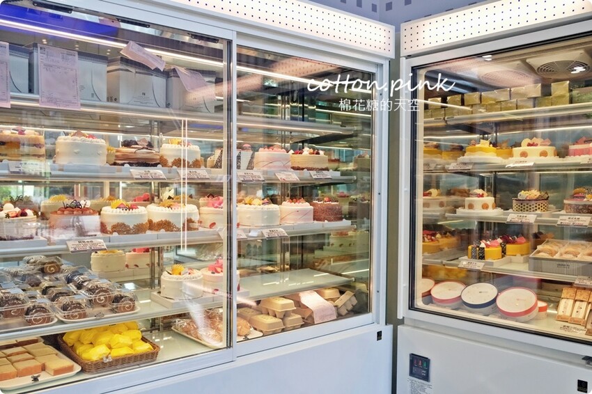 聖誕蛋糕甜點療癒上架!夢幻純白蛋糕、薑餅人~滿滿草莓蛋糕也不能錯過 - 棉花糖的天空