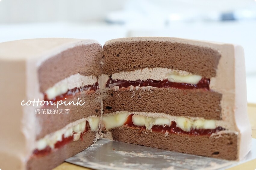 聖誕蛋糕甜點療癒上架!夢幻純白蛋糕、薑餅人~滿滿草莓蛋糕也不能錯過 - 棉花糖的天空