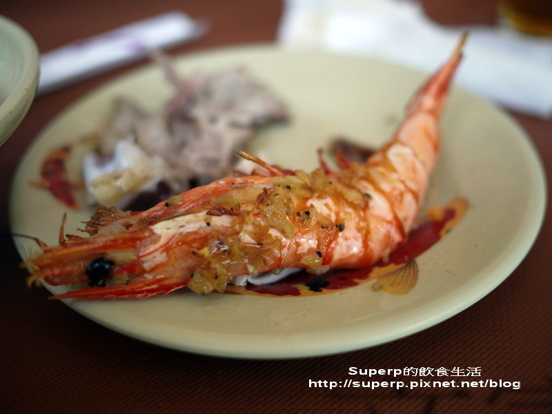 [餐廳食記]台中大坑的龍莊之極品脆皮烤乳豬