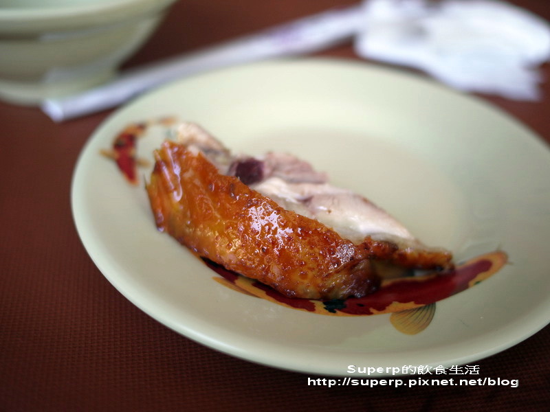 [餐廳食記]台中大坑的龍莊之極品脆皮烤乳豬