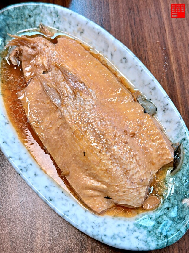 台中市北屯區台中美食／鮮魚鱻蝦仁飯：連續三年米其林必比登推介！台中監理站旁的平價美味