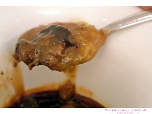 aqua水相法義料理(大遠百店)：【食記】oO。。台中　aqua水相法義料理　來這裡有美美的馬卡龍裝飾尬逼和愛麗絲夢遊仙境的下午茶陪伴大家～o○。