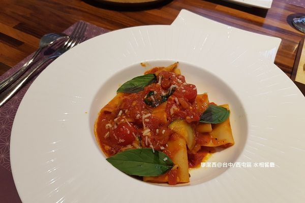 【台中/西屯】aqua水相餐廳法義料理(惠中店)