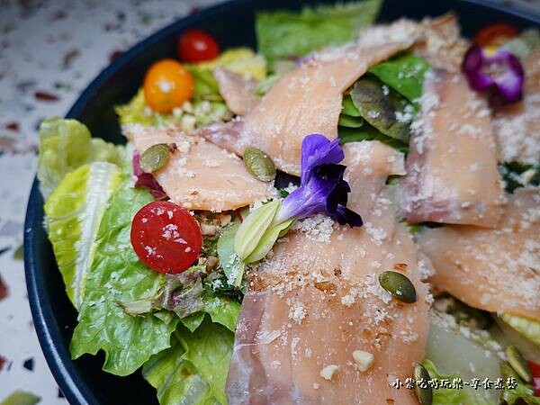 北區蜂蜜柚香燻鮭魚羽衣橄欖-水相餐聚苑 (1).jpg 北區蜂蜜柚香燻鮭魚羽衣橄欖-水相餐聚苑 (1).jpg